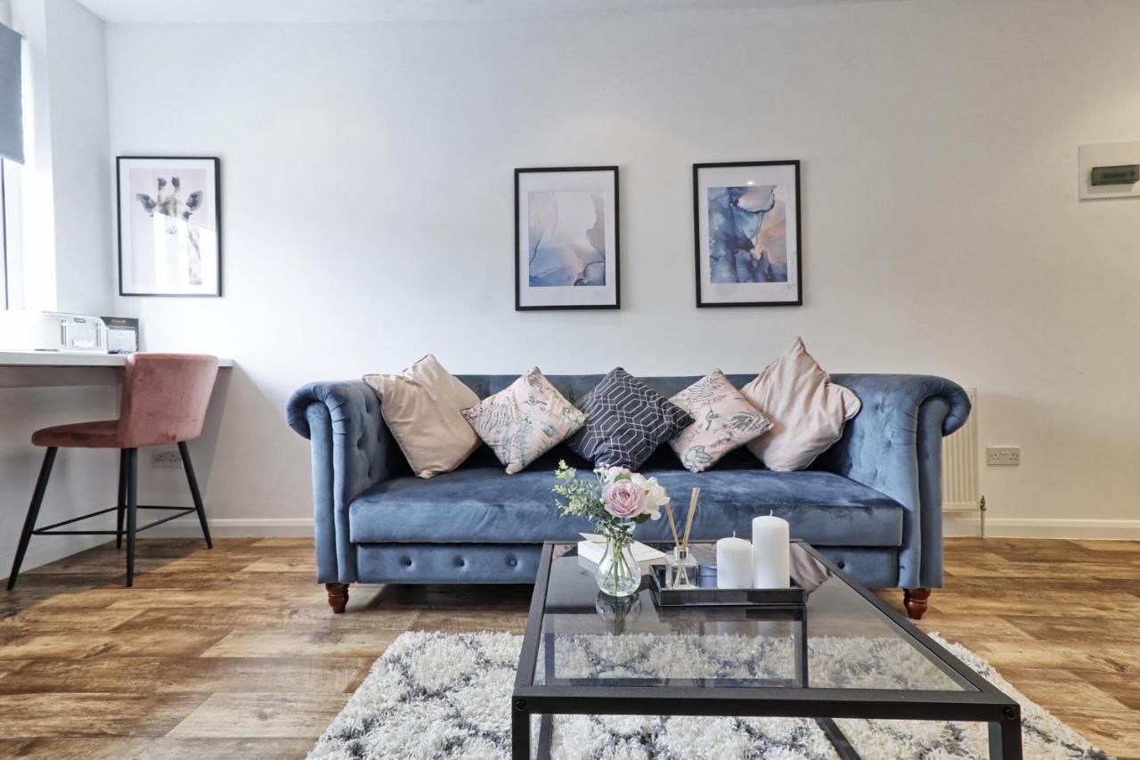 Urban Retreat - Southend Stays Bagian luar foto
